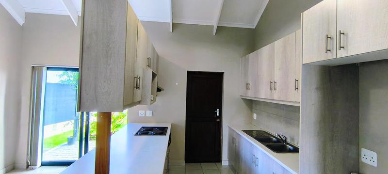 2 Bedroom Property for Sale in Blue Mountain Village Western Cape
